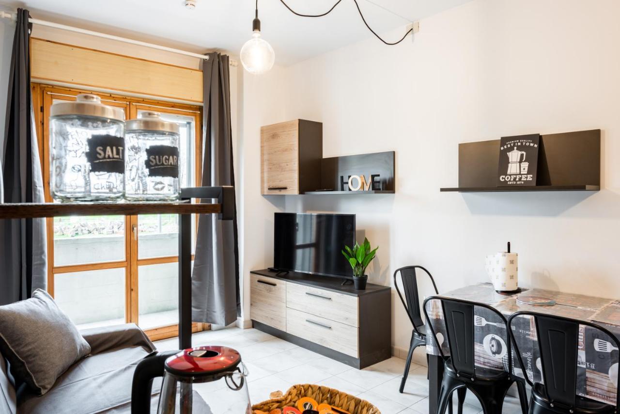 Апартаменты Luni Mare Modern Balcony Flat Маринелла-ди-Сарцана Экстерьер фото