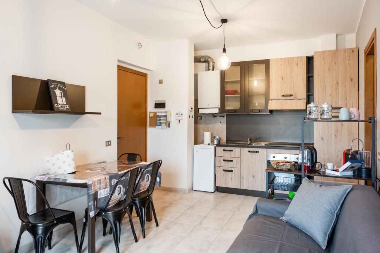 Апартаменты Luni Mare Modern Balcony Flat Маринелла-ди-Сарцана Экстерьер фото