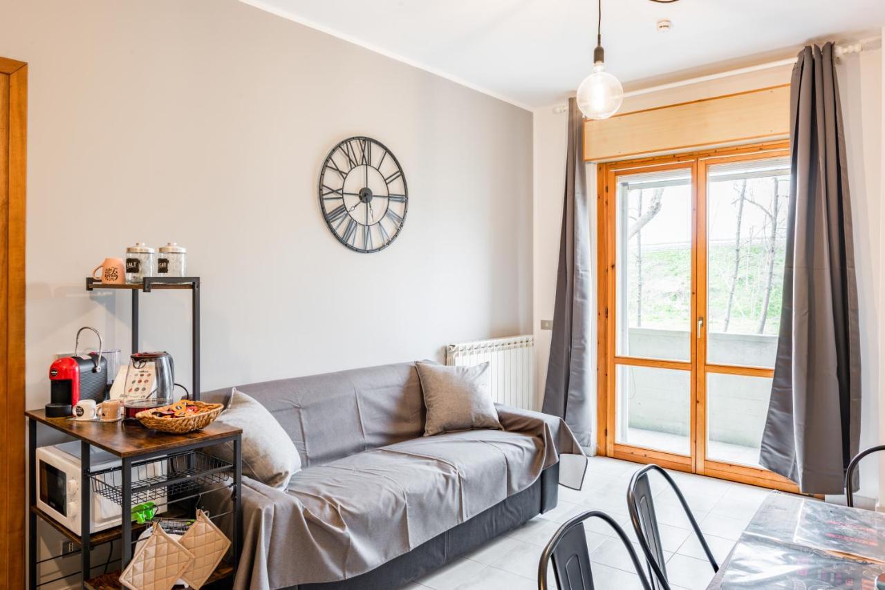 Апартаменты Luni Mare Modern Balcony Flat Маринелла-ди-Сарцана Экстерьер фото